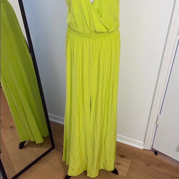 Jay Godfrey - Picture 4 of 8